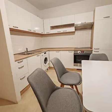 شقة Star Brno With Terrace 2